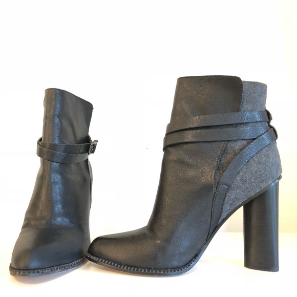 Cynthia Vincent booties. - Picture 3 of 6